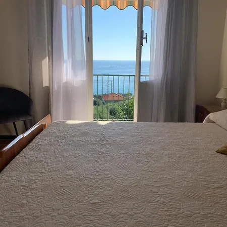 Casa Perla Lavagna